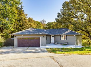 5524 N Dakota Ave, Ames, IA 50014