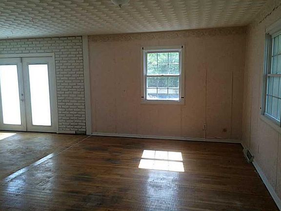 5th image of 1608 S Emerson Ave