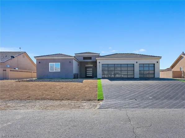 5271 Chasemoor St, Pahrump, NV 89061