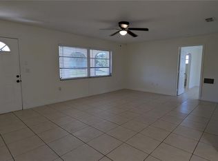 874 Dolphin Ave NW #874, Pt Charlotte, FL 33948