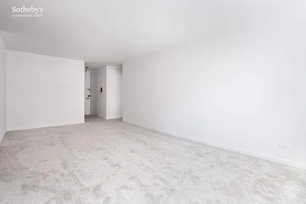 Sold by Sotheby's International Realty | media 13