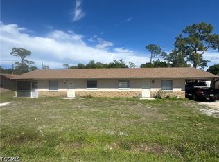 2035/2037 Eloise Cir, North Fort Myers, FL 33917
