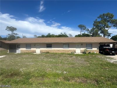 2035/2037 Eloise Cir, North Fort Myers, FL, 33917