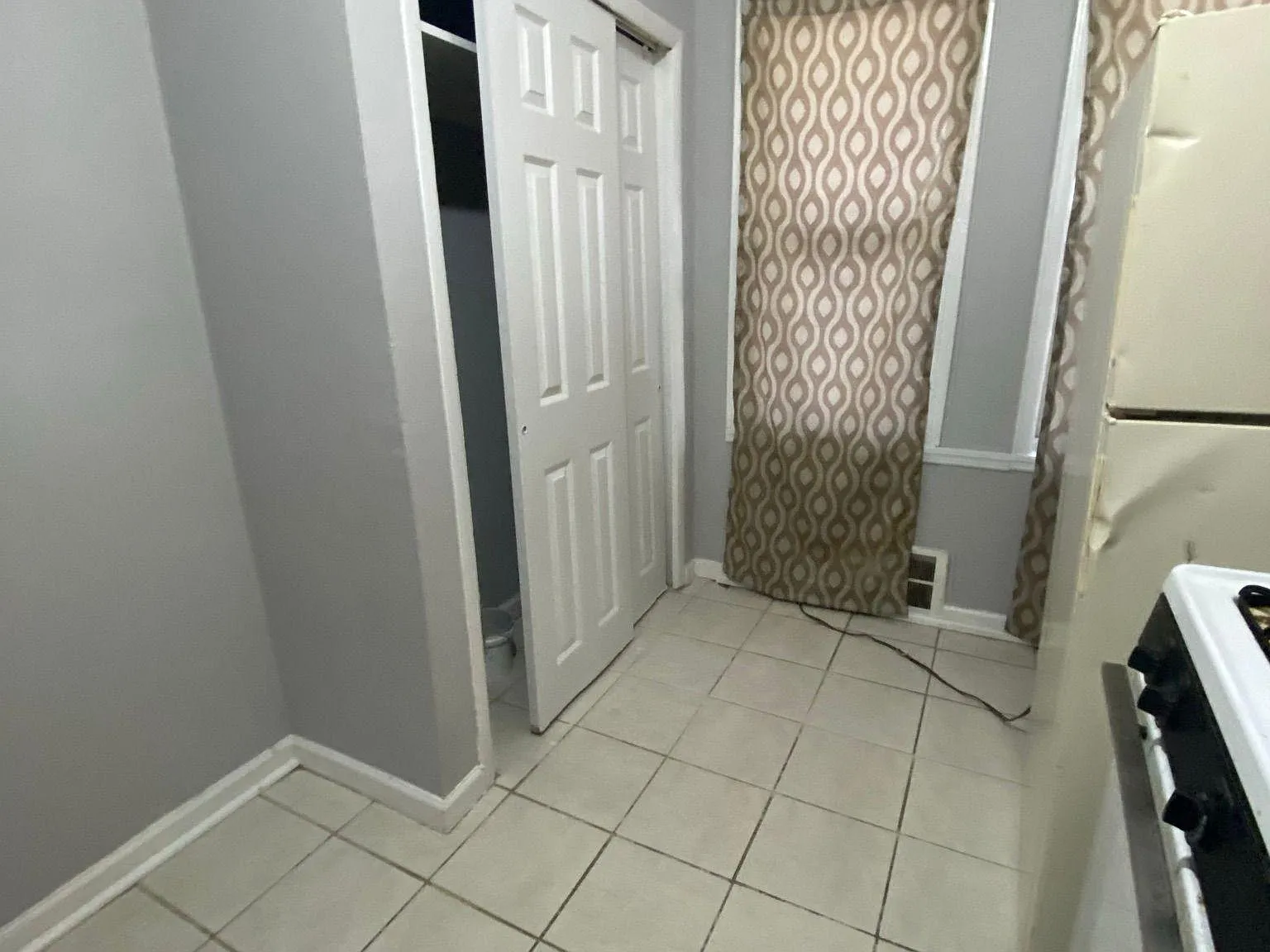 1 bed, 700 sqft, $1,400 — Photo 1