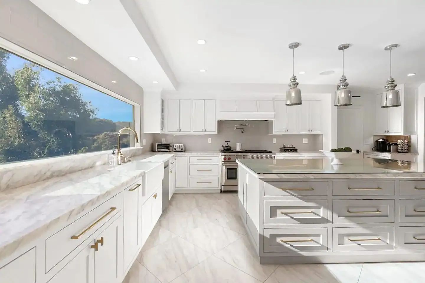 5 bed, 5.5 bath, 5172 sqft, $45,000 — Photo 4