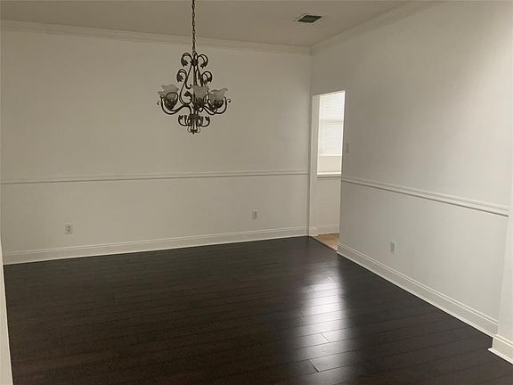3rd image of 7704 Danuers Ln