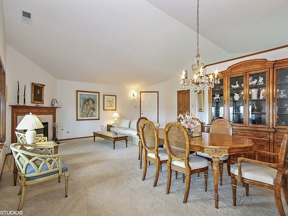 4th image of 9844 Terrace Ct W APT E2