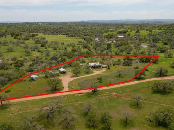 131 Horse Mountain Trail, Llano, TX 78643