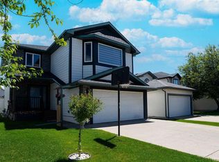 270 W Somerside Park SW, Calgary, AB T2Y3G5