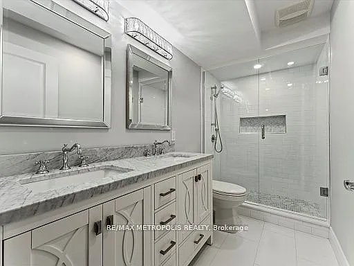 925 Lakewood Cres — Photo 27