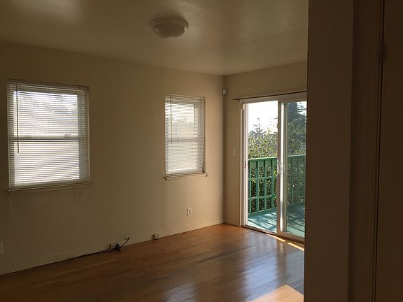 4th image of 2919 El Monte Ave