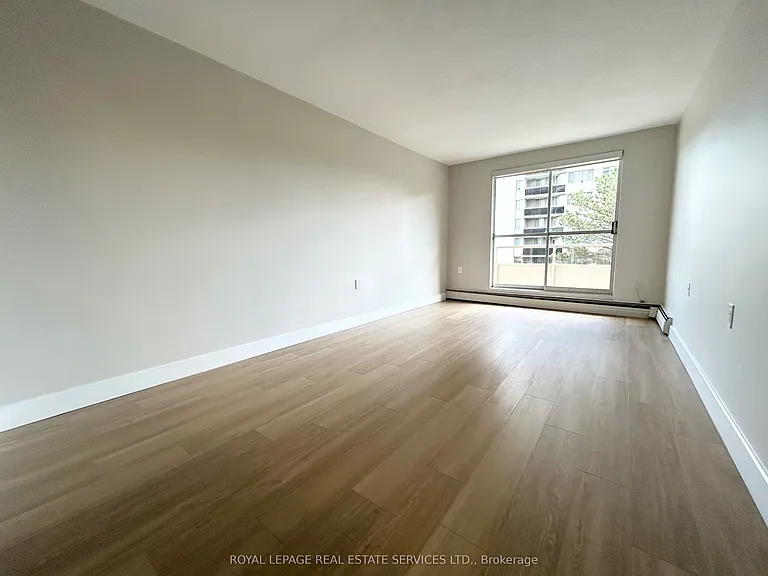 101 Millside Dr #408 — Photo 10