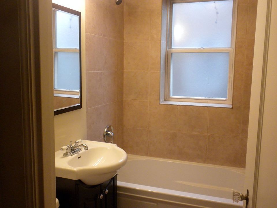 1st image of 6049 N Talman Ave APT 2B