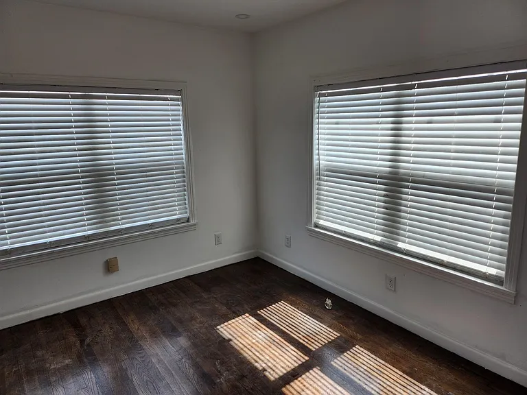 127 Motel Dr — Photo 20
