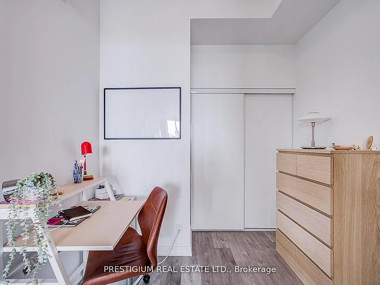 285 Dufferin St #1311 — Photo 21
