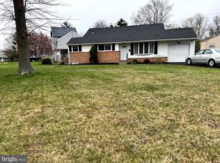 654 Cypress Rd, Warminster, PA 18974