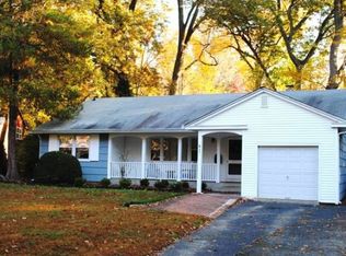 851 Longwood Dr, Haddonfield, NJ 08033