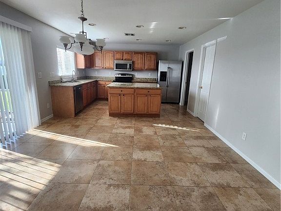3rd image of 229 NW 20th Ave