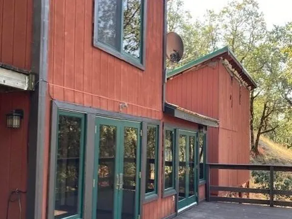 5200 Salyer Mad River Rd, Mad River, CA 95526