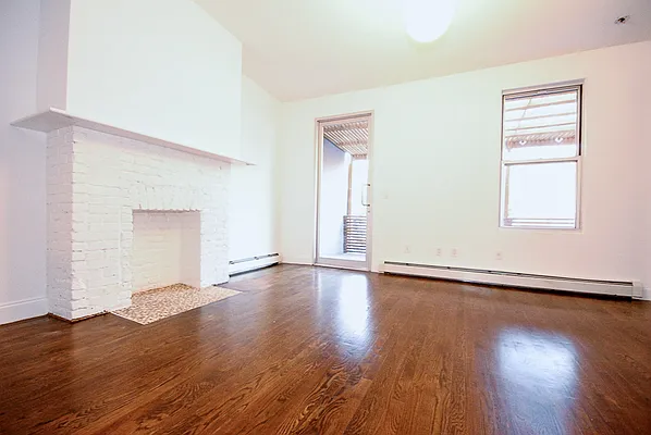 Rented by Brick&Mortar | media 13