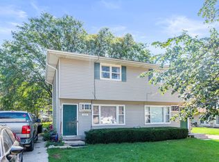 1113-15 Burgundy Ln, Aurora, IL 60505