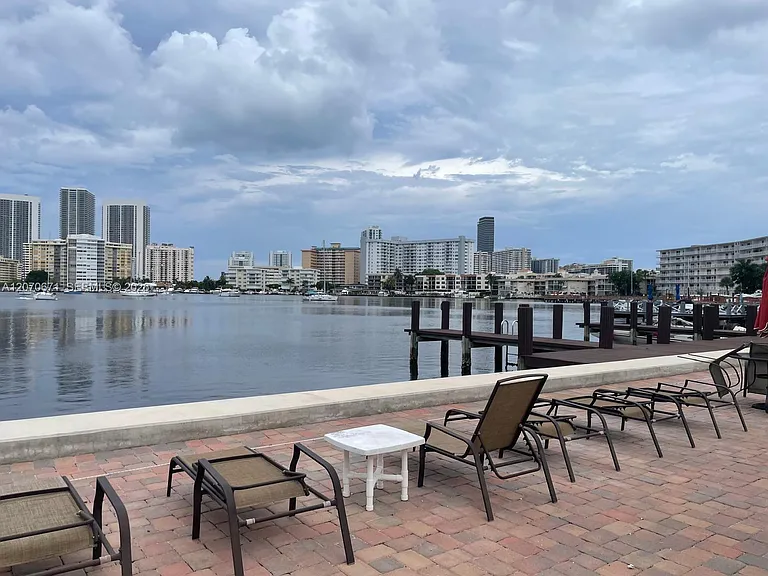 450 Golden Isles Dr #2F — Photo 11