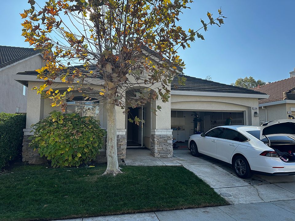 1st image of 2200 Galen Dr
