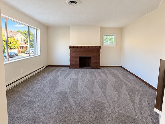 5th image of 415 N 4th St