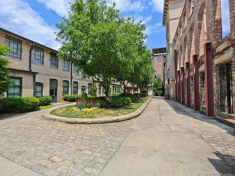 170 Boulevard 306 #H — Photo 22