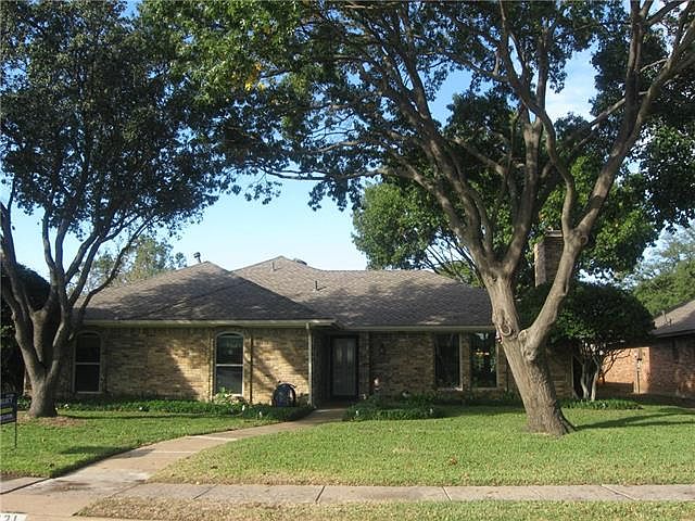 1st image of 821 Spring Brook Dr