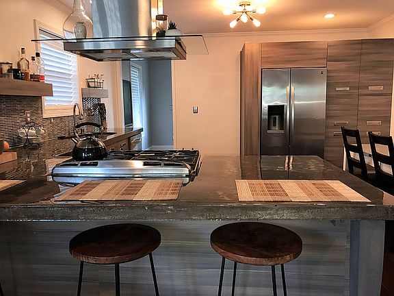 3rd image of 411 Harahan Blvd