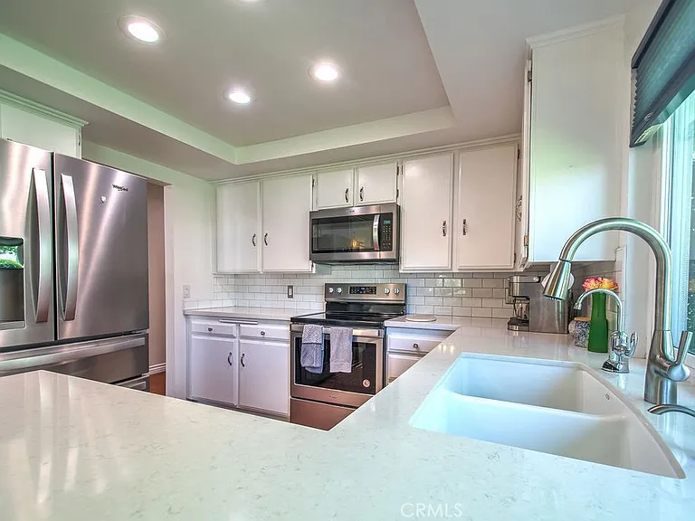 17252 Citron — Photo 15