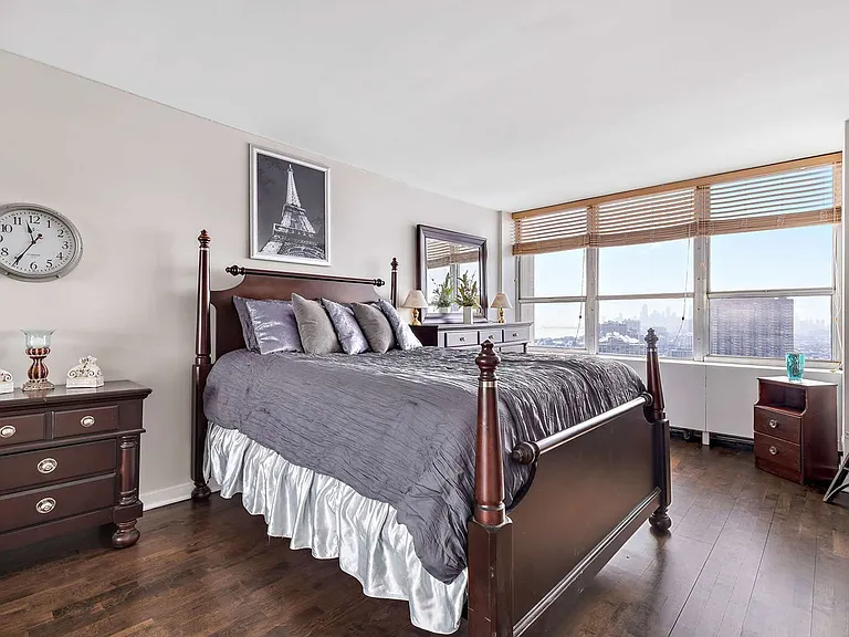 655 W Irving Park Rd #4103 — Photo 4
