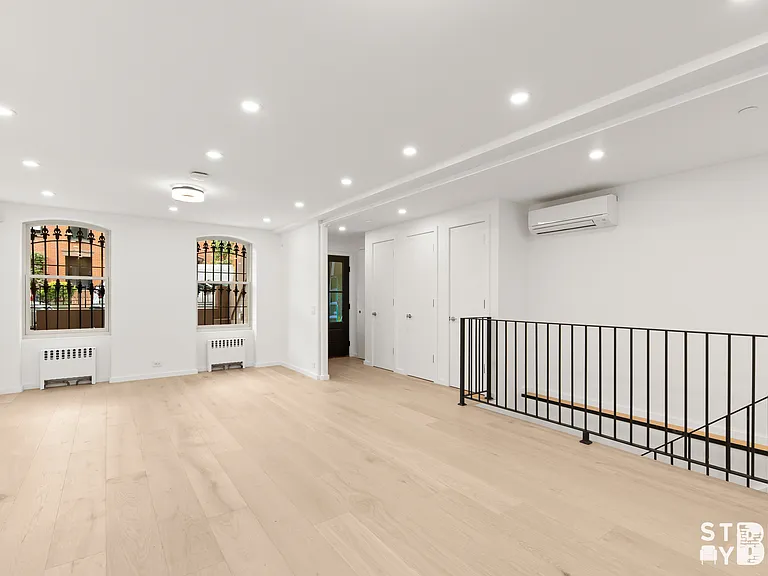 395 Clermont Ave #1A — Photo 2