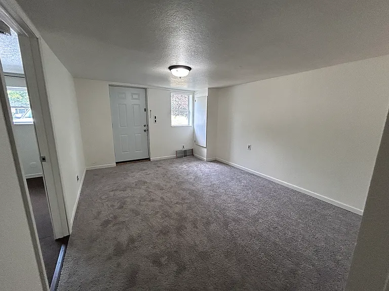 6188 Whitehall Rd — Photo 3