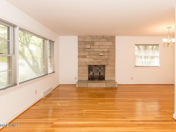 5th image of 3104 Debera Way