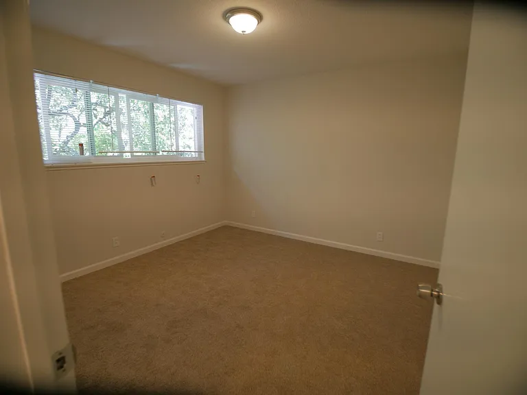 1285 Manchester Dr #2A — Photo 20