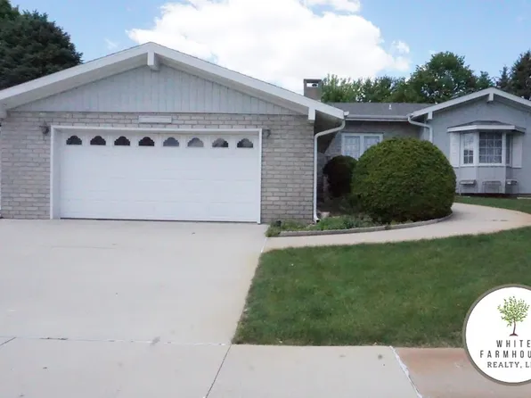 1200 Lawndale Dr, Wayne, NE 68787
