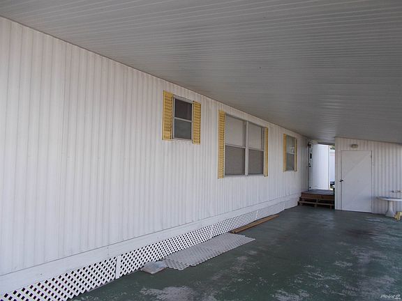 2nd image of 161 Jeff St