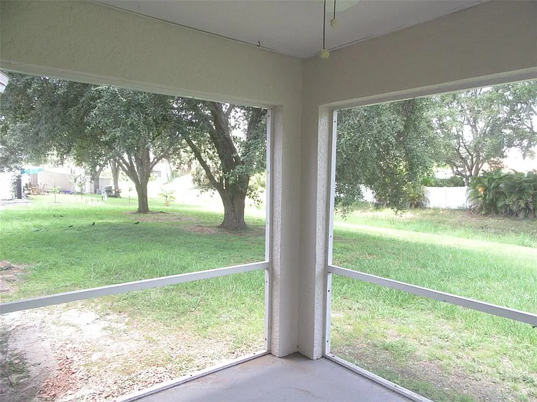 2716 Vogler Ln — Photo 16