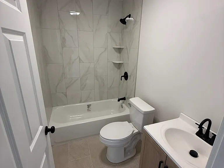 531 Smith St #201 — Photo 6