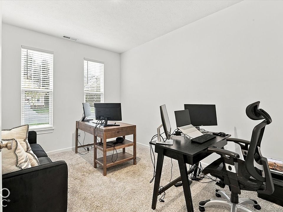 Photo 8 of 6798 W Buck Stone Dr, McCordsville, IN 46055