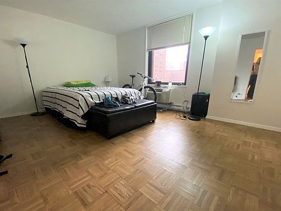 5th image of 1623 3rd Ave APT 10D
