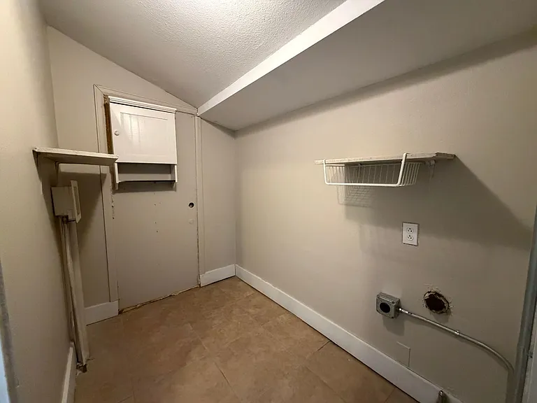 404 E Kiowa St — Photo 10