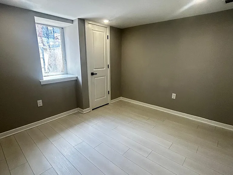 2110 N Franklin St #1 — Photo 6