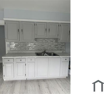 4th image of 19 Algonquin Pl #2