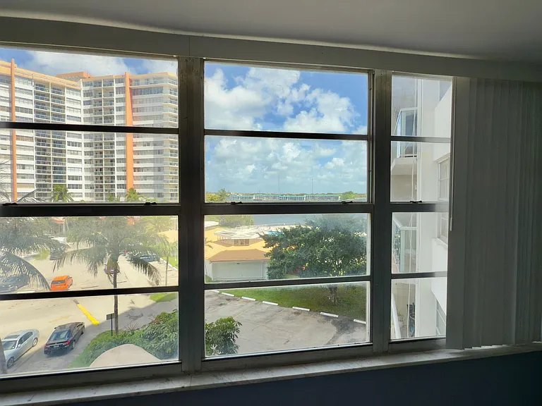 1351 NE Miami Gardens Dr #422 — Photo 17