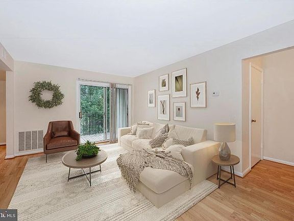 2nd image of 20209 Shipley Ter APT 301