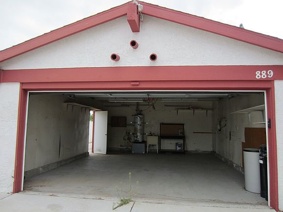 2nd image of 889 Marita Ct