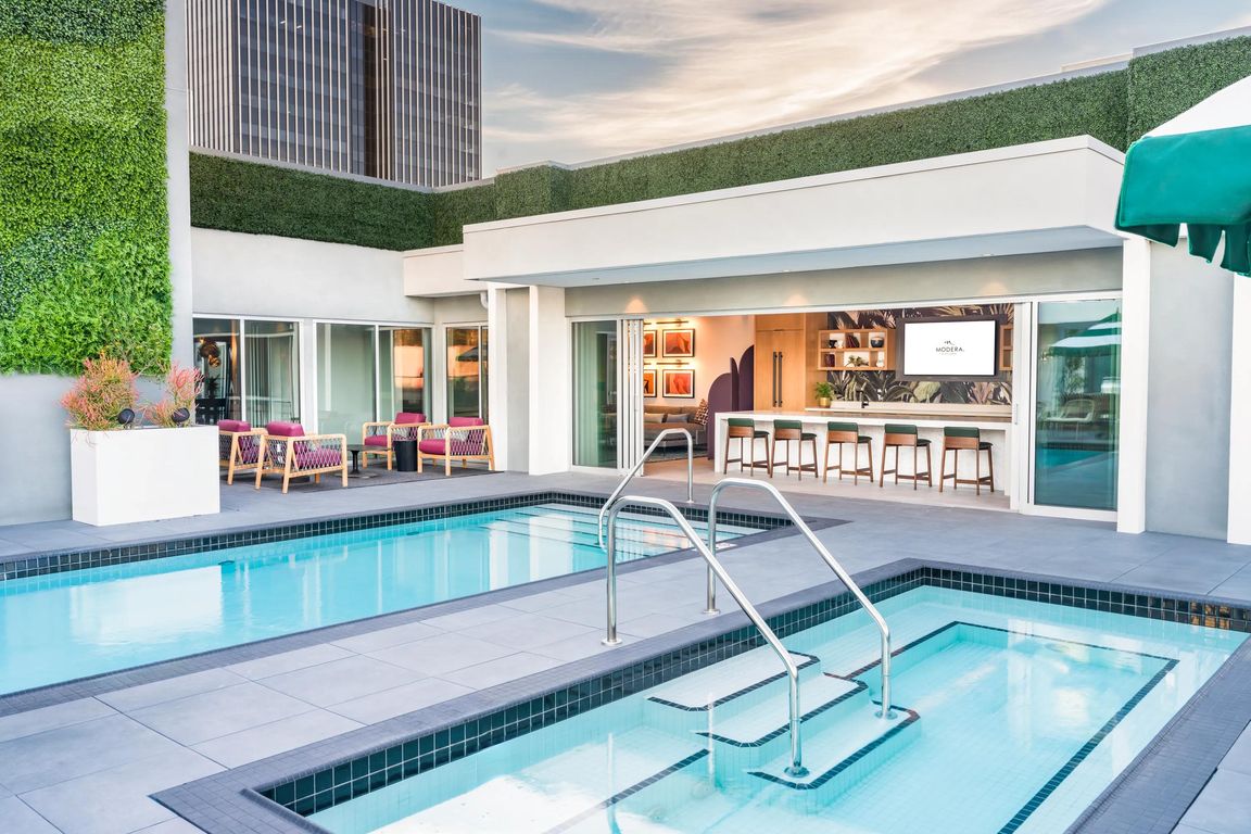 Revel in resort-style living with our rooftop pool and lounge area.
